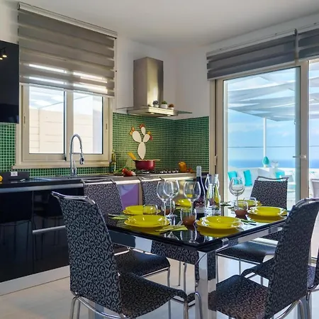 Vila Vittoria - Waterfront House *