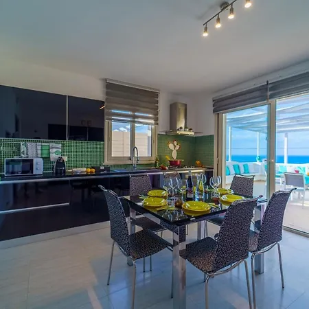 Vittoria - Waterfront House * Augusta